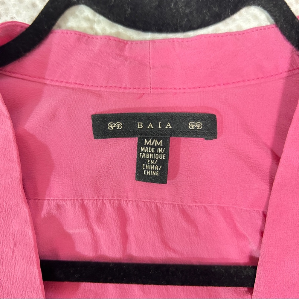 BAIA 💯% Silk Faux Wrap Blouse Sz M - Picture 5 of 9